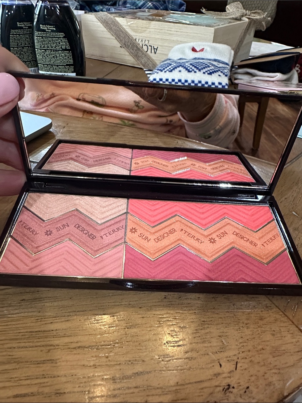 Sun Designer Multi-Tone Blush Palette — Coral & Pink, #5 Hippy Chic, new unused